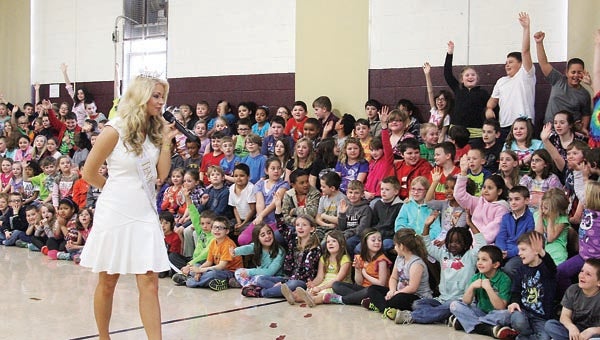 Star Photo/Abby Morris-Frye  Miss Tennessee Hayley Lewis speaks to students at Happy Valley Elementary School on Tuesday as part of her Character Education tour across the state. She also spoke at Harold McCormick and Keenburg Elementary Schools.