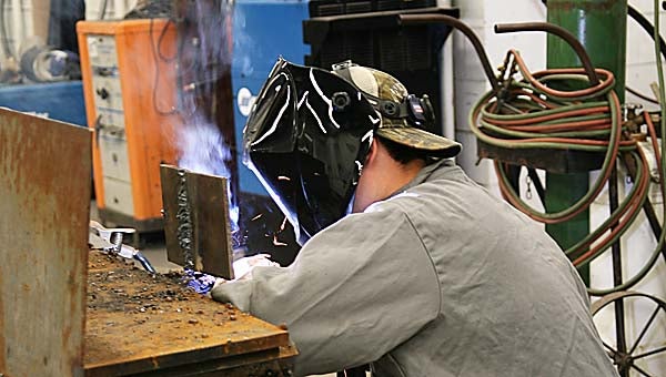 Star Photo/Abby Morris-Frye  Zackery Hyder, a senior at Happy Valley High School, demonstrates his welding skill in class. This summer he will have the opportunity to show off his skills when he  competes in the Skills USA national welding competition.