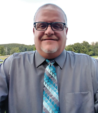 Ivan Sanders : Sports Editor