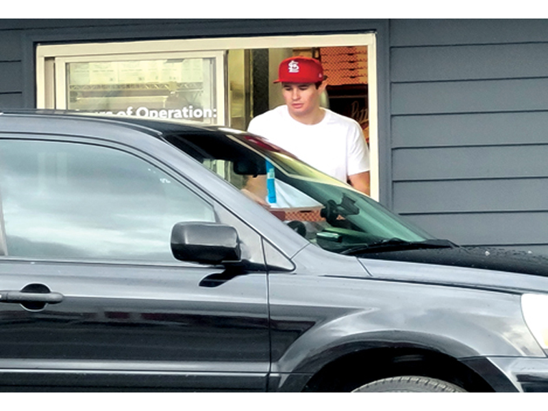 Pizza Inn reopening met with brisk business...